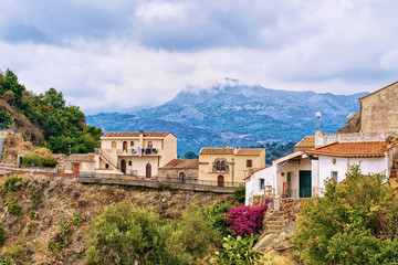 Obraz premium Beautiful landscape with Savoca village on mountains Sicily