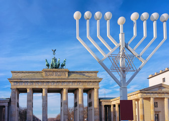 Hanukkah Menorah at Brandenburg gate in Berlin © Roman Babakin