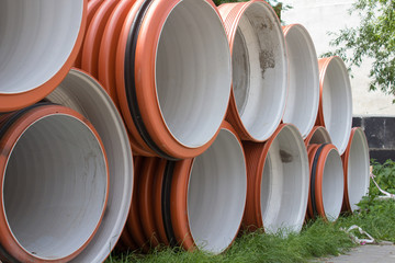 industrial large diameter pipes,orange large pipes were lying to repair the sewers