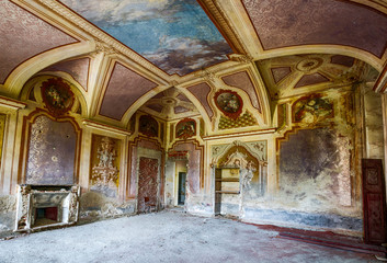 Marode Villa auf dem Bauernhof