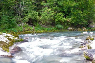 Fliessender Fluss