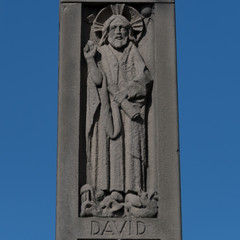 Fototapeta na wymiar Carvings on a headstone