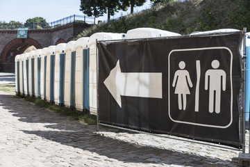 Toilettenhäuschen