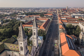 Fototapeta premium Aerial view of city center of Munich