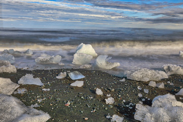 Diamond Beach oceanside Icebergs and Crystals
