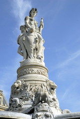 Fototapeta na wymiar Ville d'Evreux, fontaine monumentale devant l'Hôtel de Ville, , département de l'Eure, Normandie, France