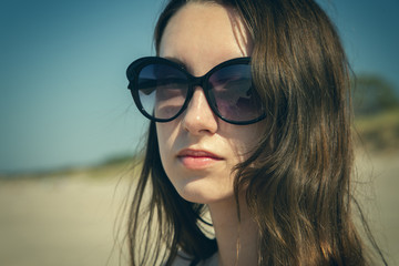 Fototapeta premium woman in sunglasses
