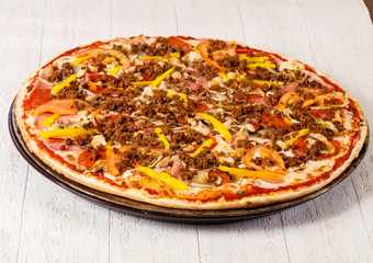 Pizza with minced meat