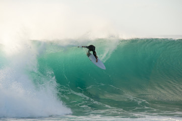 Jakes Point Surfing - Kalbarri - Australia © Adwo