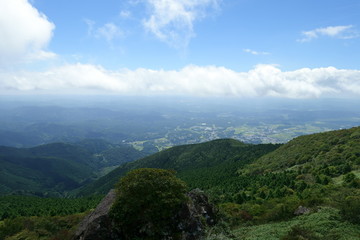 Naklejka na ściany i meble 日本の岡山の那岐山の景色