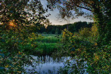 Zachód słońca nad rzeką © Senatorek