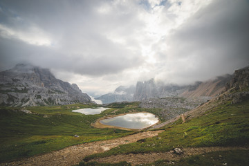 lago alpino
