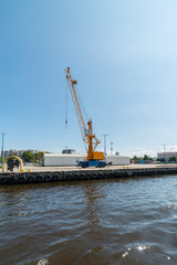 crane in the port