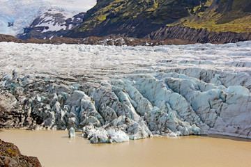 glacier et son lagon