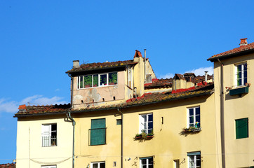 Fototapeta na wymiar windows of historic building of the ancient village