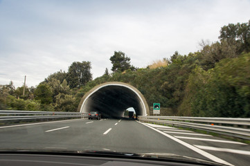 Fototapeta na wymiar Tunnel on the track.
