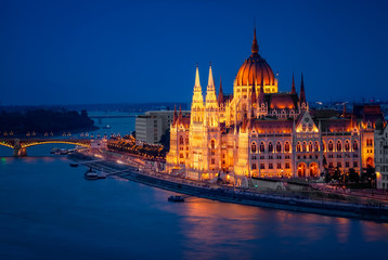 Fototapeta na wymiar Hungarian Parliament by Night