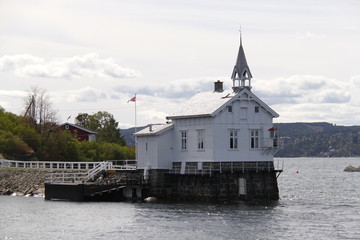 Chapelle au bord du fjord de Oslo, Norvège