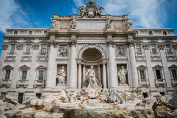 Fototapeta na wymiar Ancient Roman Fountain 