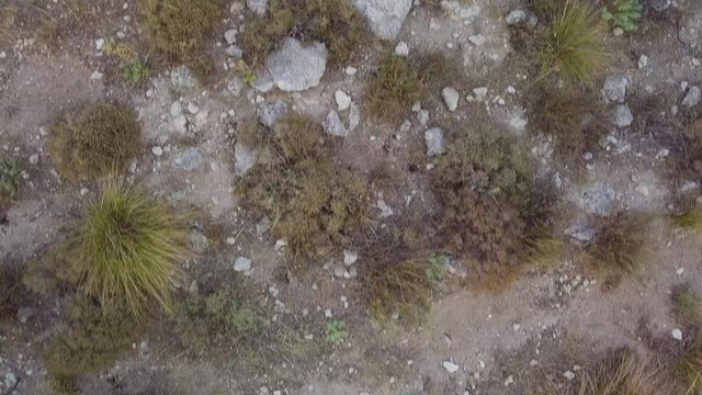 Precipizio di una collina vista aerea