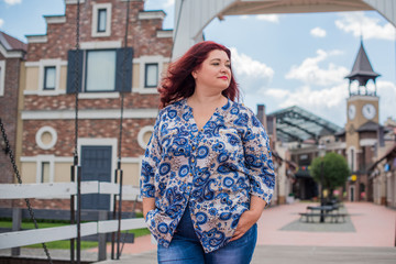 Pretty american middle age woman in vacation or at city. Size plus and xxl woman. Life of plump...