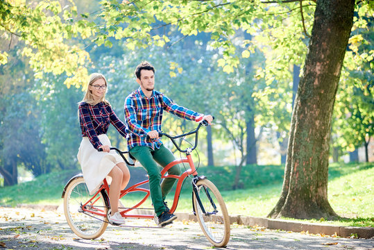 Master the Art of Tandem Biking: What is a Tandem Bike?