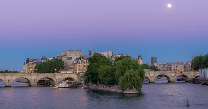 Paris at dusk from Pont des Arts 4K timelapse