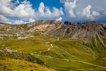 Fototapeta premium Alpine valley on a beautiful summer day