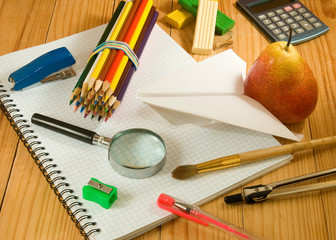 image of stationery to school on the table