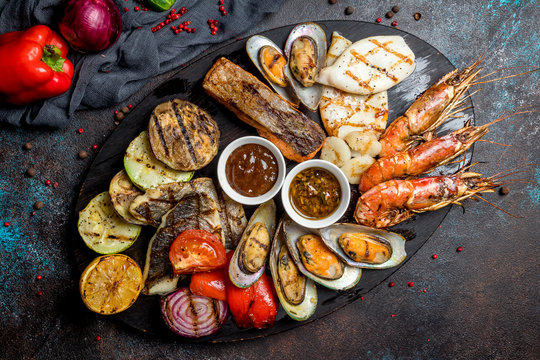 Seafood grilled on plate
