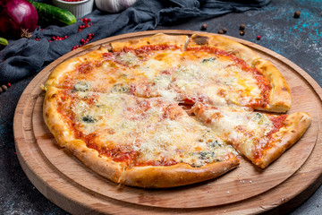 Pizza Quattro formaggi