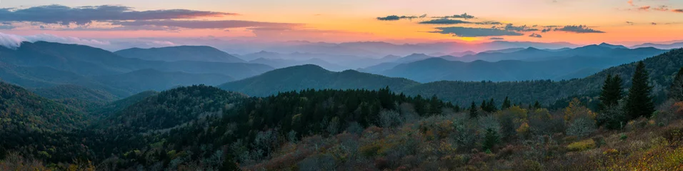 Foto op Aluminium Blue Ridge Mountains schilderachtige zonsondergang © aheflin