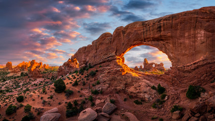 Fototapeta Natural arch at sunset, Arches National Park, Utah obraz