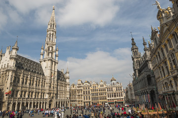 Fototapeta na wymiar Grand Place in a beautiful summer day in Brussels, Belgium