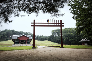 Yungneung and Geolleung Royal Tombs is the royal tomb of Joseon in Hwaseong-si, Korea.