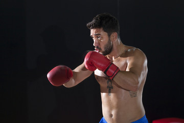 Fototapeta na wymiar The man who makes boxing workout 