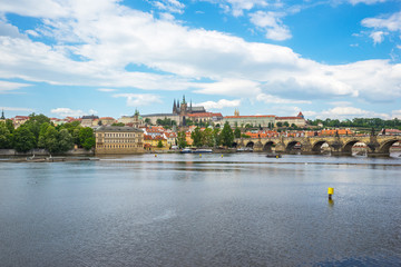 Obraz premium Praha skyline with Charles Bridge in Praha, Czech