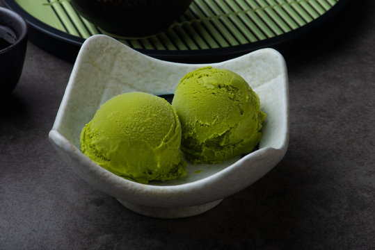 green matcha ice cream