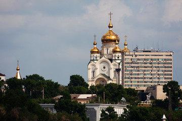 Fototapeta na wymiar August, 2011 - Khabarovsk, Khabarovsk Territory - Savior Transfiguration Cathedral