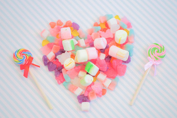 グミ　キャンディー　スイーツ　ロリポップ　カラフル　パステル　ゆめかわいい　女子