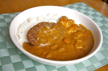 ハンバーグカレー