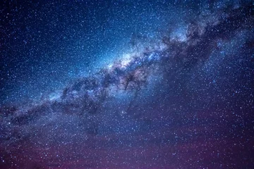 Poster Melkweg in de nachtelijke hemel van de Atacama-woestijn, Chili © Delphotostock