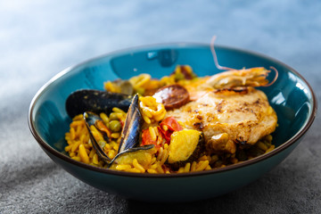 Chicken and chorizo paella with Mussels