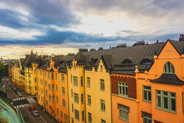 Obraz premium evening over yellow and orange buildings