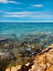 steiniger Strand Kroatiens