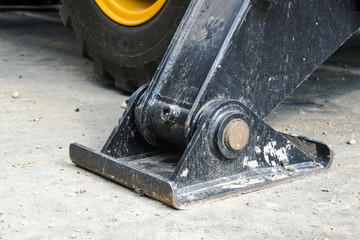 Excavator, hydraulics, tires, screws