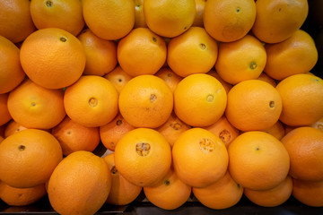 Naranjas en mercado