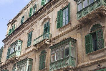 Fototapeta na wymiar Traditional facade of Valletta