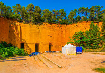 Mines du Bruoux - a former ochre quarry in southern France