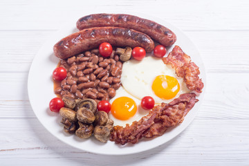 English breakfast with bacon